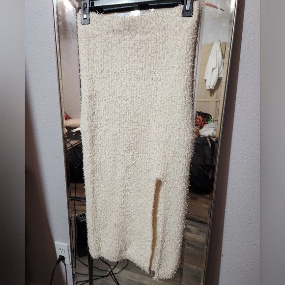 Papermoon Dresses & Skirts - Papermoon Cream Textured Knitwear